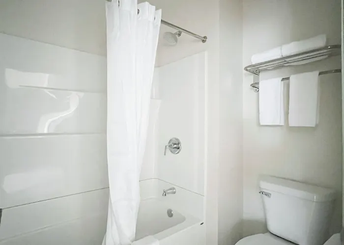Travelodge By Wyndham Atlanta, Illinois 2*