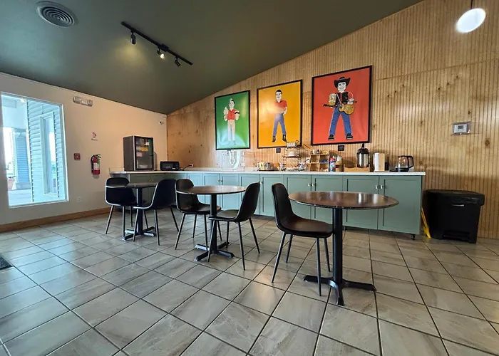 Travelodge By Wyndham Atlanta, Illinois